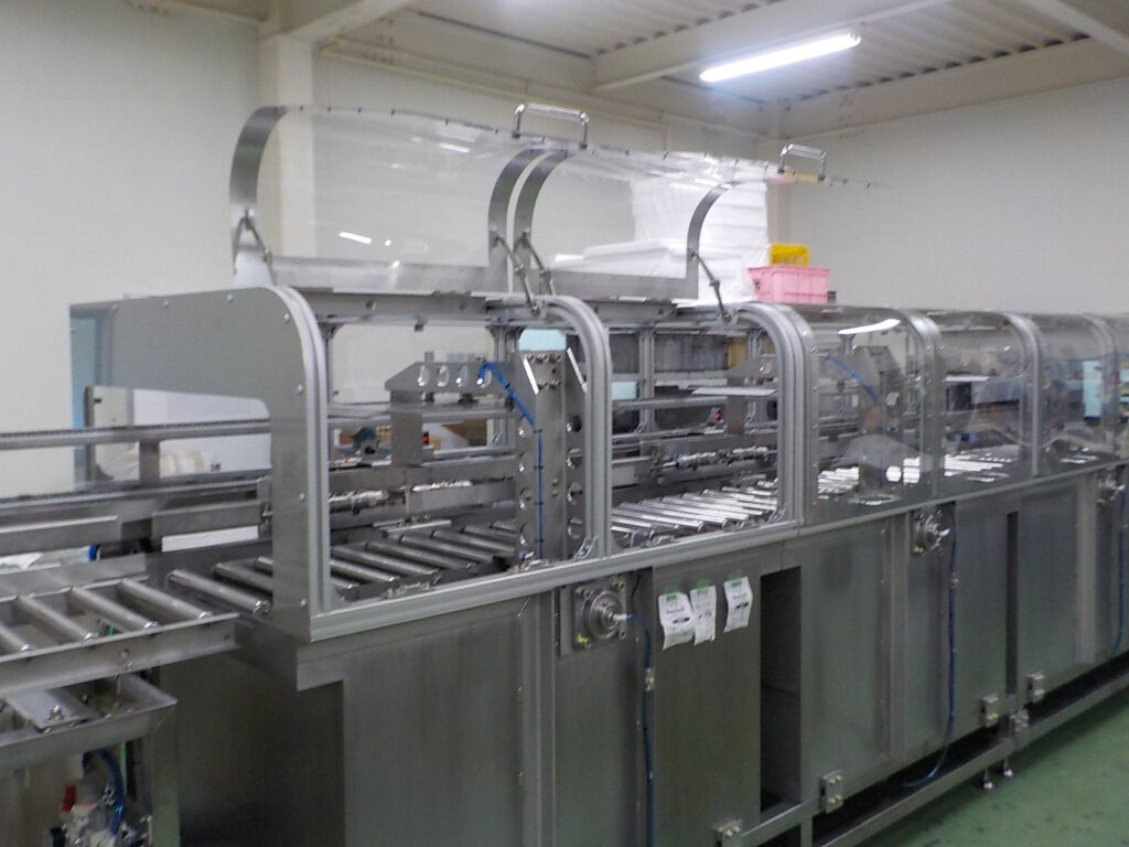 ゴム・樹脂製品の製造プロセス内 洗浄機