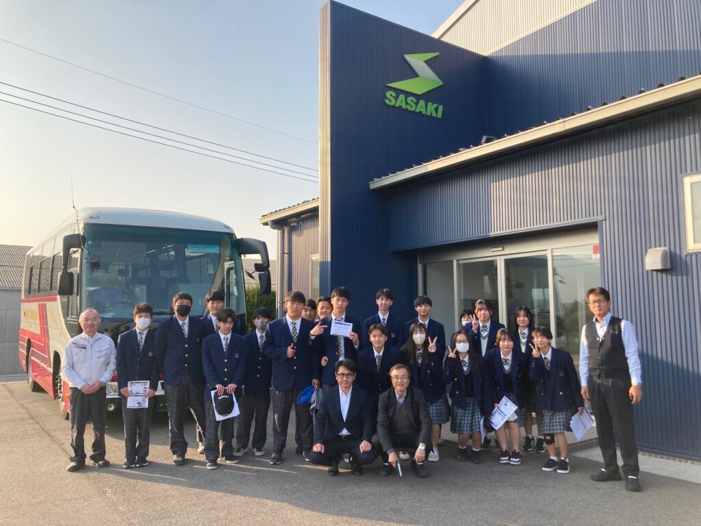 『高田高校2年生の皆様が工場見学に来訪されました🚌✨』